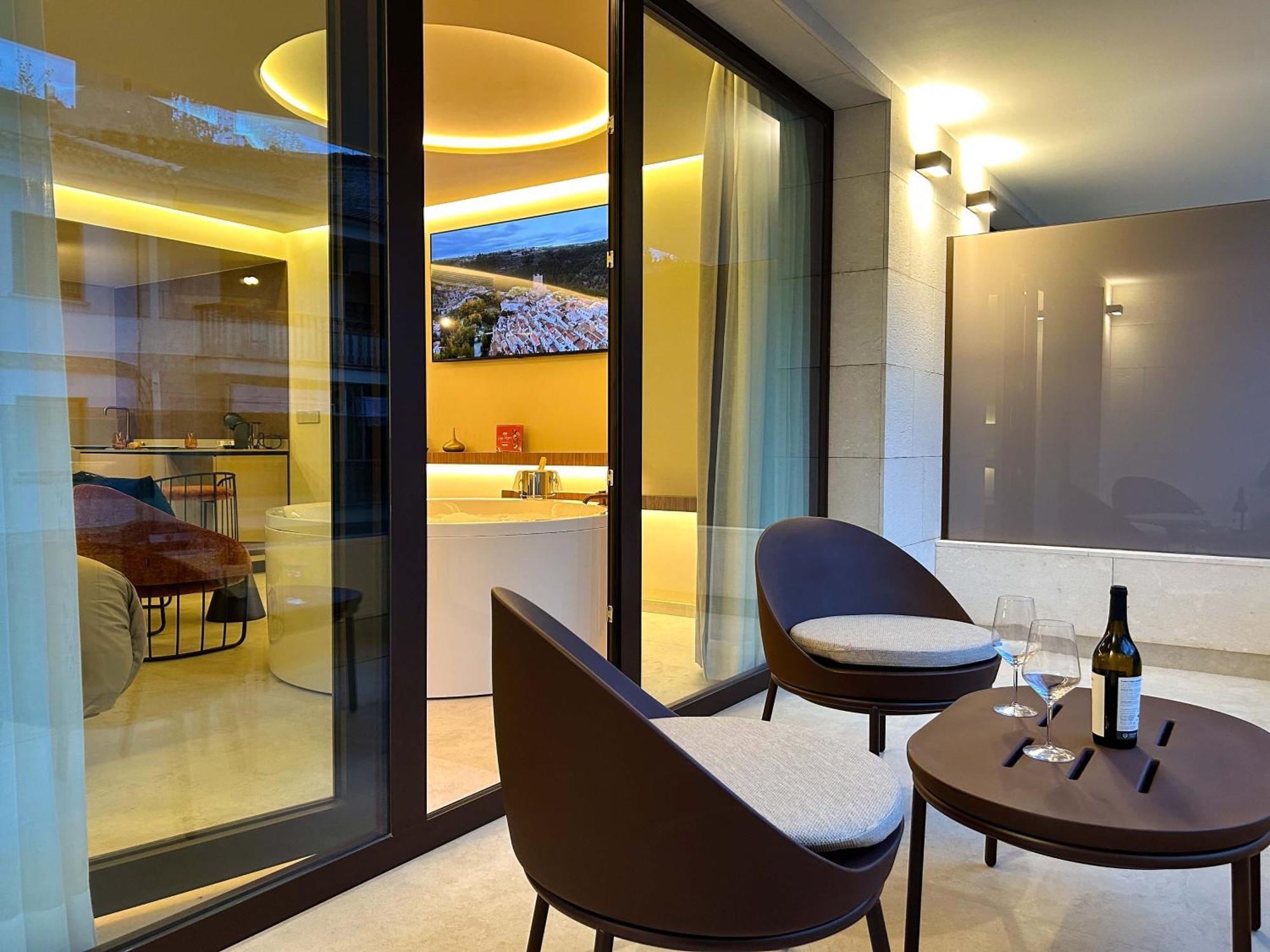 Olea Suites 알칼라 델 후카르 외부 사진