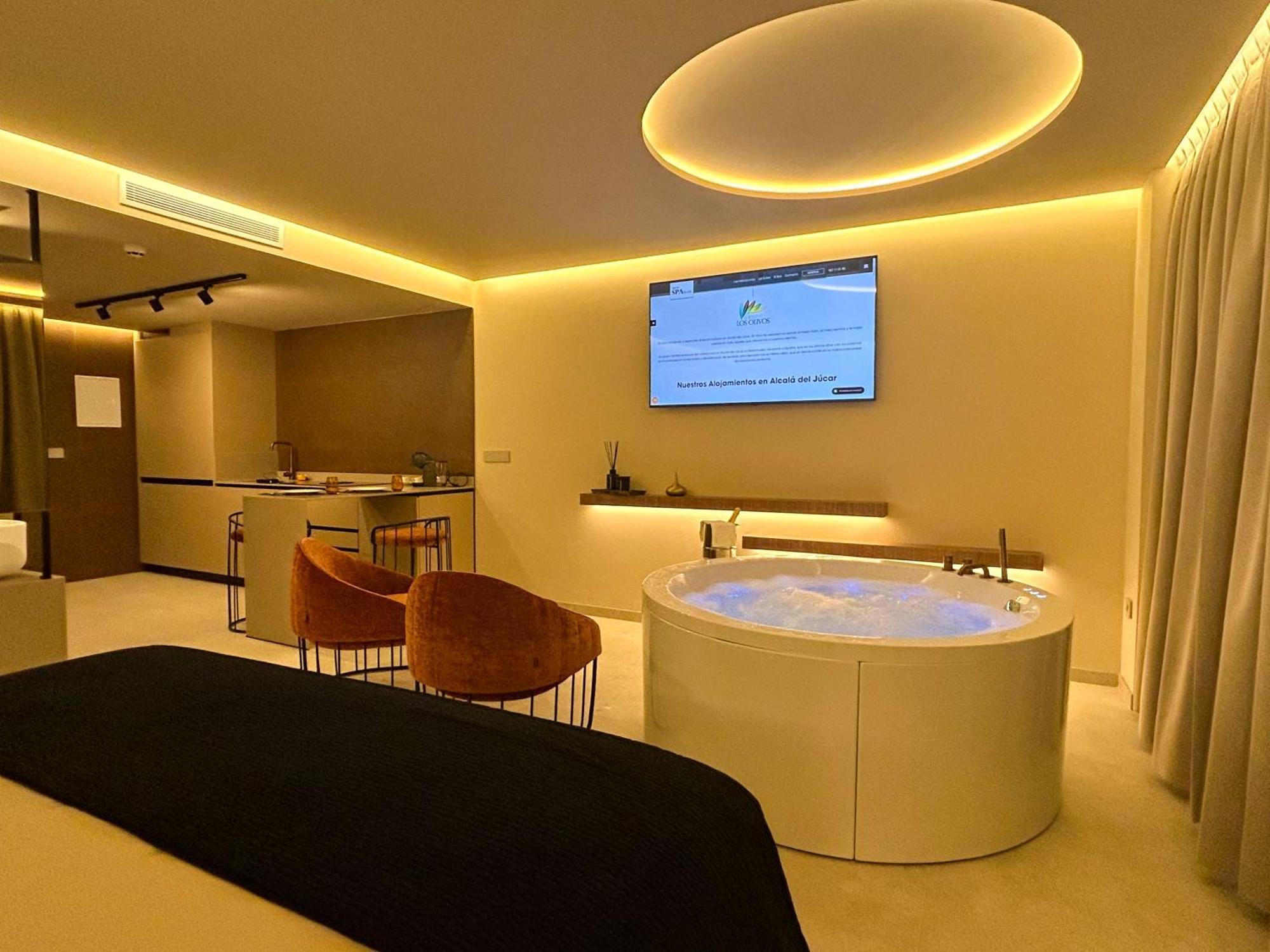 Olea Suites 알칼라 델 후카르 외부 사진