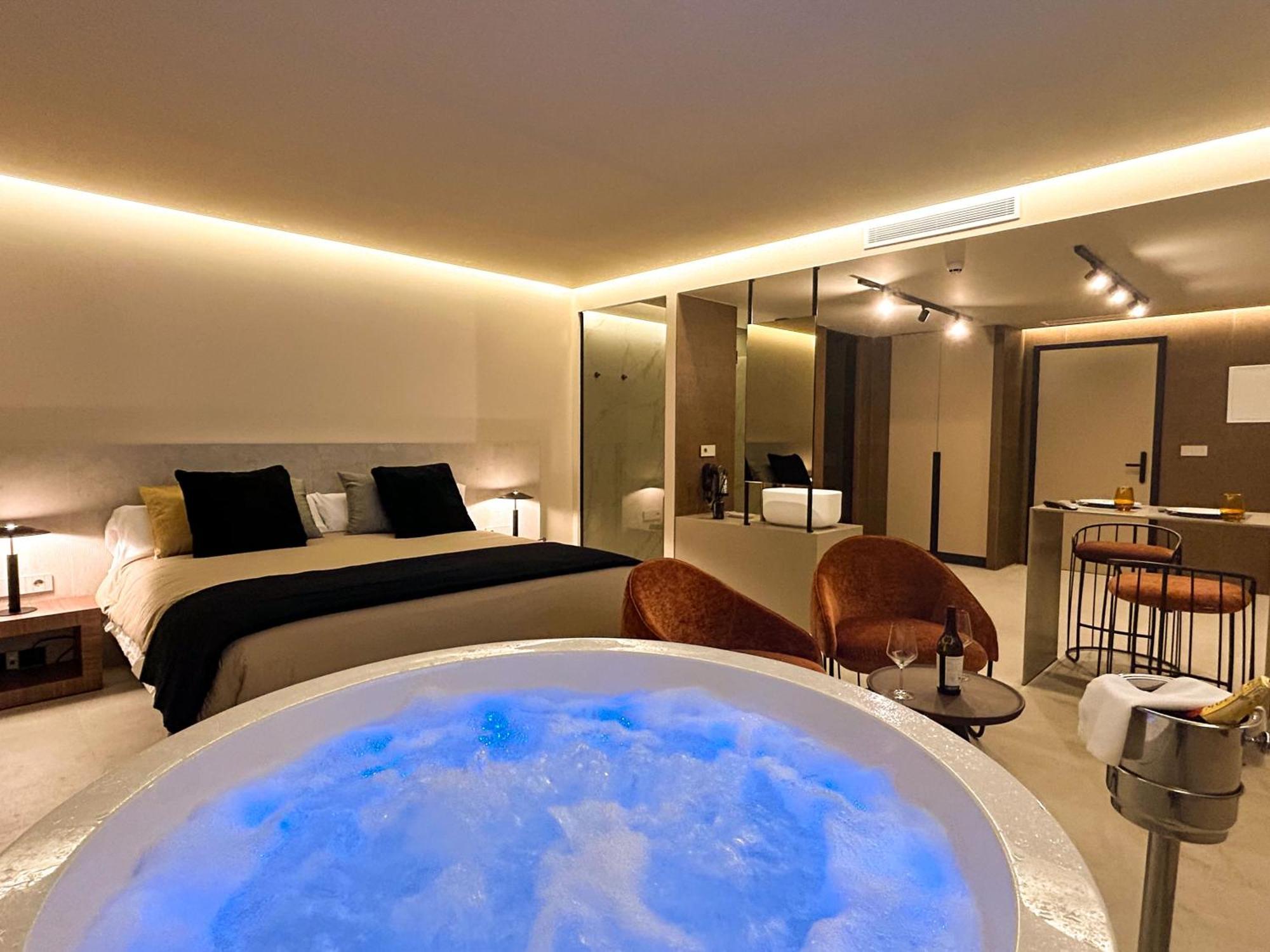 Olea Suites 알칼라 델 후카르 외부 사진
